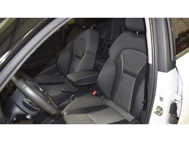 Audi A1 Sportback 1.4 TFSI Attraction 125CV S-Tronic (AUTOMÁTICO) Gasolina de ocasión 9
