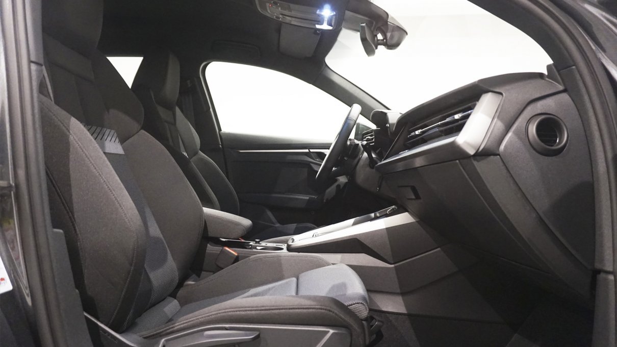 Audi A3 sedan 35TDI Advanced 150CV S-Tronic (AUTOMÁTICO) Diesel kilometro 0 de segunda mano 7