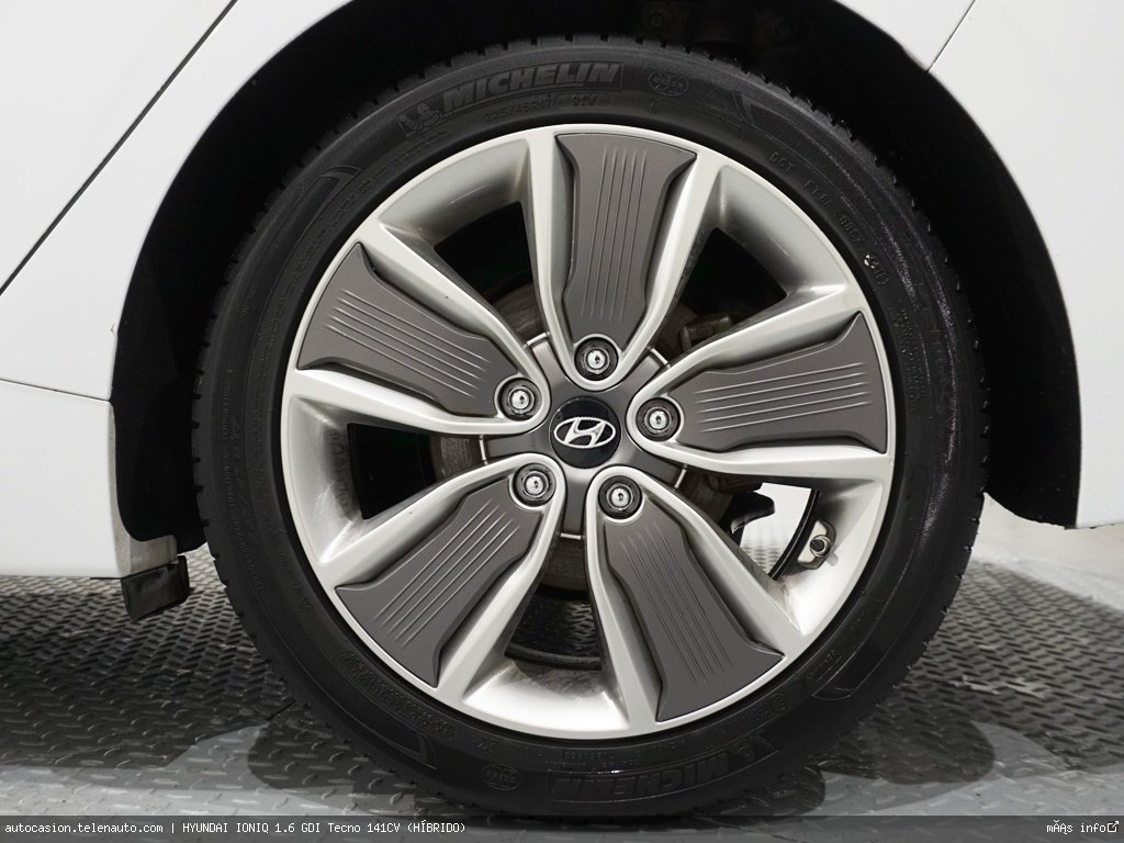 Hyundai Ioniq 1.6 GDI Tecno 141CV (HÍBRIDO) Hibrido de ocasión 19