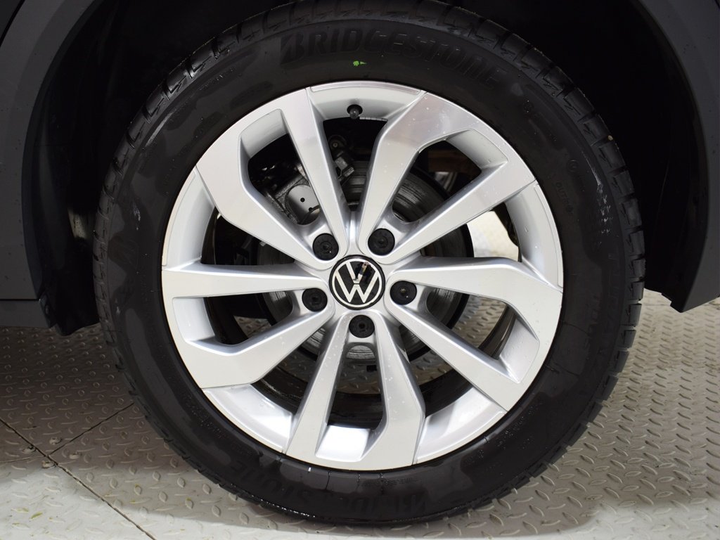 Volkswagen T-roc 1.5 TSI DSG7 R-Line (AUTOMÁTICO) Gasolina kilometro 0 de ocasión 11