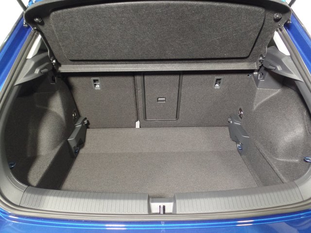 Volkswagen T-roc Life 1.5 TSI 110 kW DSG (AUTOMÁTICO) Gasolina seminuevo de segunda mano 11