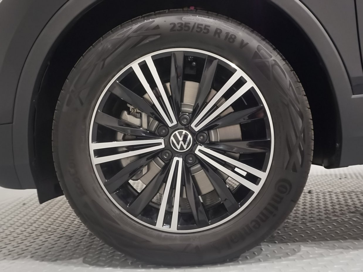Volkswagen Tiguan  Life 1.4 TSI eHybrid 180 kW (245 CV) DSG (AUTOMATICO) Gasolina kilometro 0 de segunda mano 13