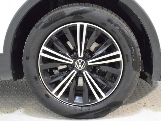 Volkswagen Tiguan R-Line 2.0 TDI 150CV DSG (AUTOMÁTICO)  Diesel kilometro 0 de segunda mano 10